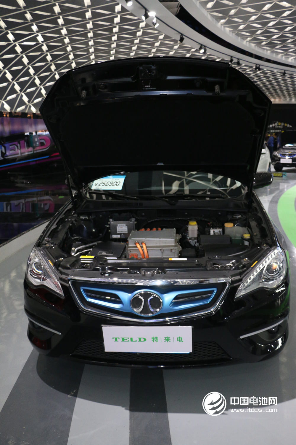 新能源汽車迎新一輪發展高潮 三大領域成未來關注焦點