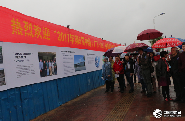 鋰電產業產研融合 第5屆鋰電“達沃斯”論壇嘉賓參觀汕頭