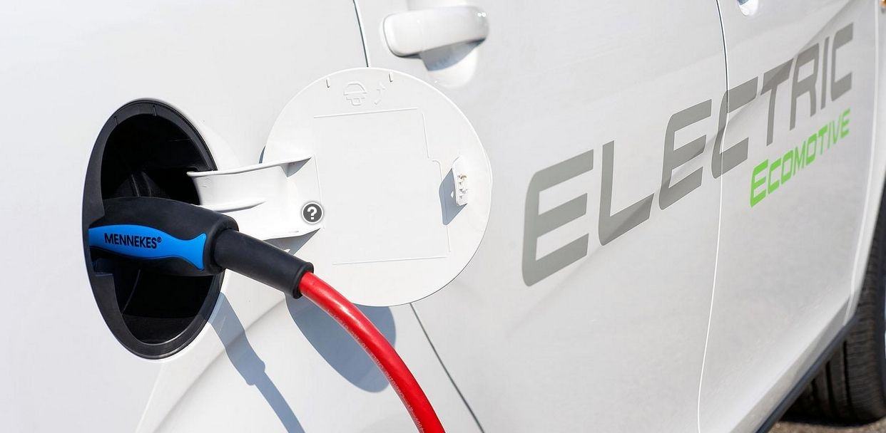 新能源汽車亟待“減脂” 生產資質審批仍處冰凍期