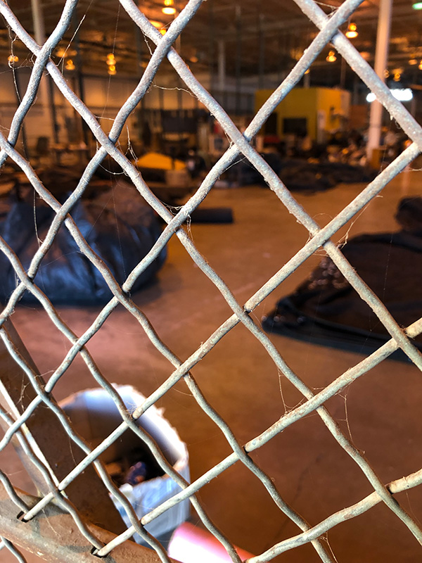 探訪賈躍亭美國造車工廠：沒有任何生產(chǎn)設(shè)備 僅一名員工打卡