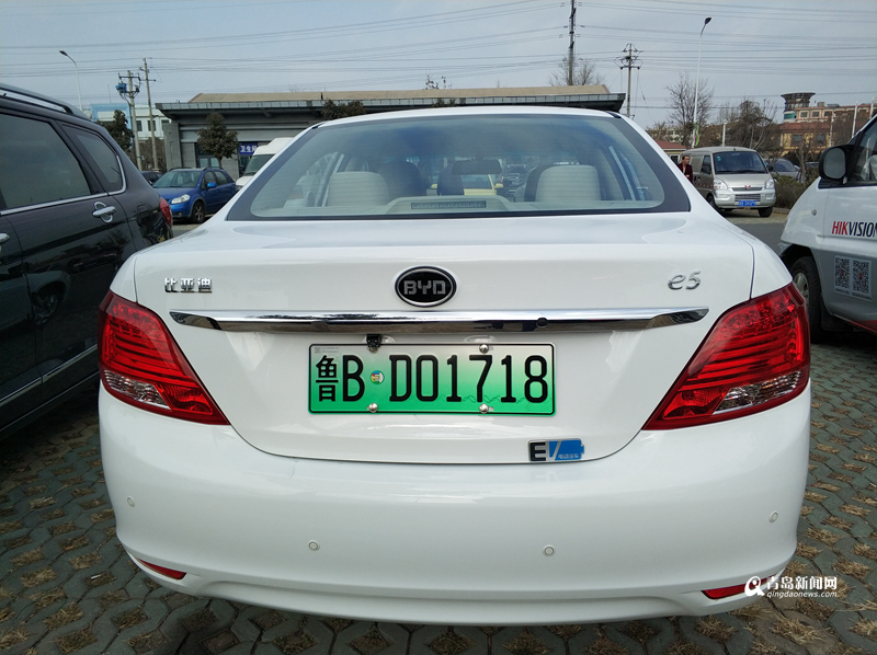 青島新能源車達(dá)5.4萬(wàn)輛  新綠色專用號(hào)牌已發(fā)放近萬(wàn)副