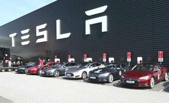 外媒：固態(tài)電池5年內(nèi)廣泛應(yīng)用 容量翻倍10分鐘充滿