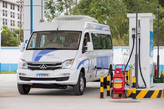 日前，上汽大通FCV80燃料電池車在廣東佛山投入運營
