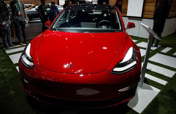 特斯拉季報虧損創紀錄 外媒關注特斯拉中國建廠進展