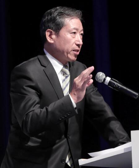 深圳市雄韜電源科技股份有限公司總裁張華農