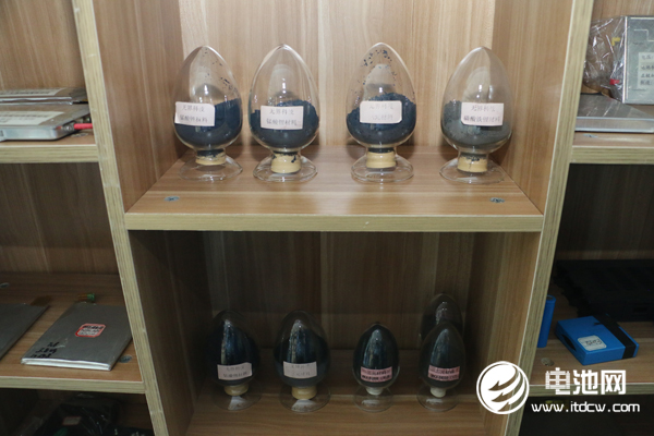 無界科技正極材料年內欲增產能1000噸 未來3年或達8000噸