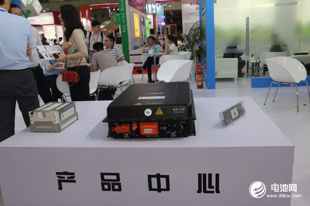 中電力神亮相CIBF 2018 力神電池計劃2020年產能達300億Wh