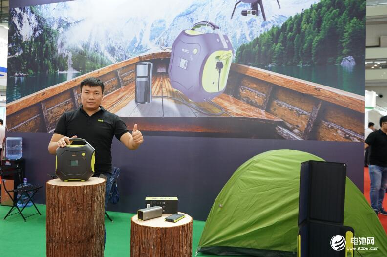 電小二CIBF 2018發布新品 定義戶外電源行業標準