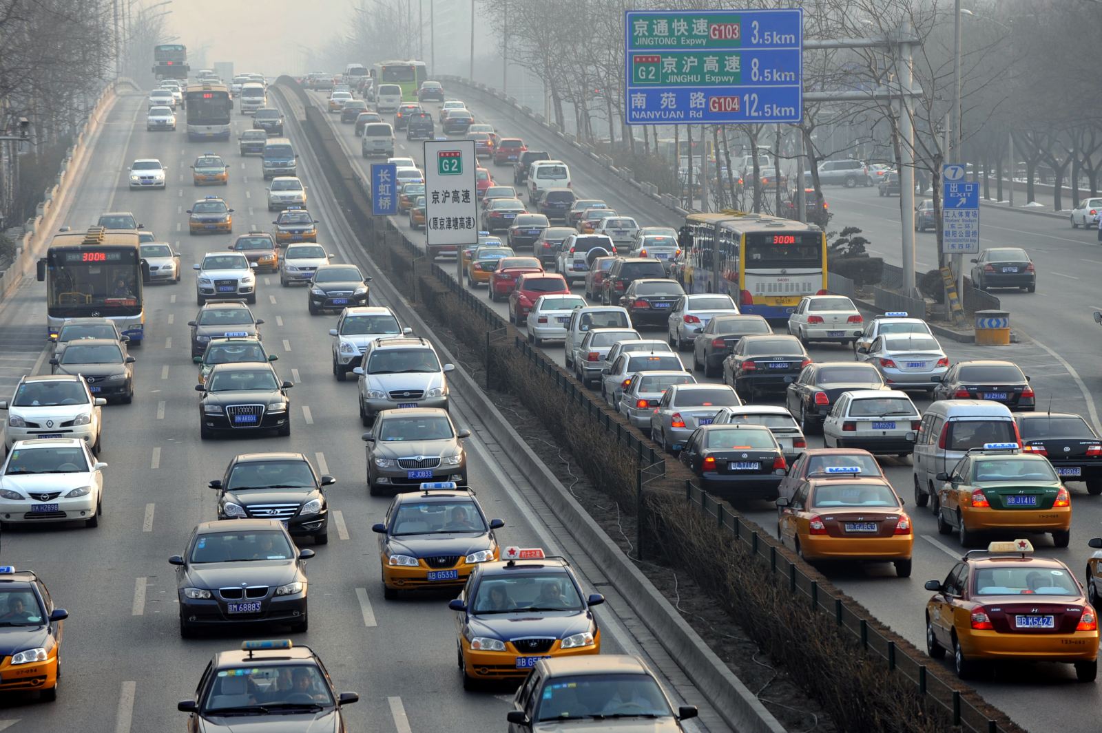 機(jī)動(dòng)車(chē)污染