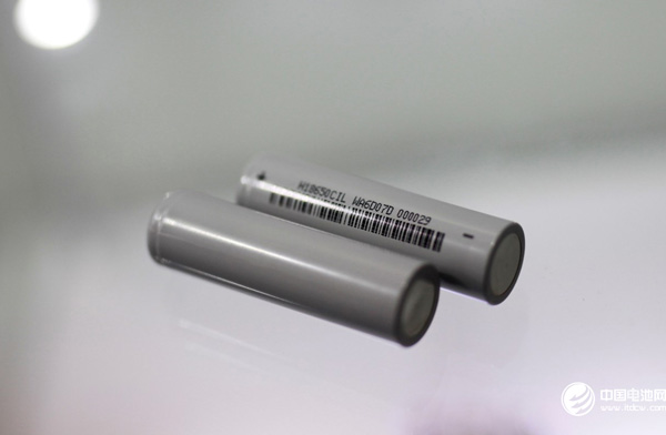 電動(dòng)汽車發(fā)展迅猛 電池產(chǎn)業(yè)未來何去何從