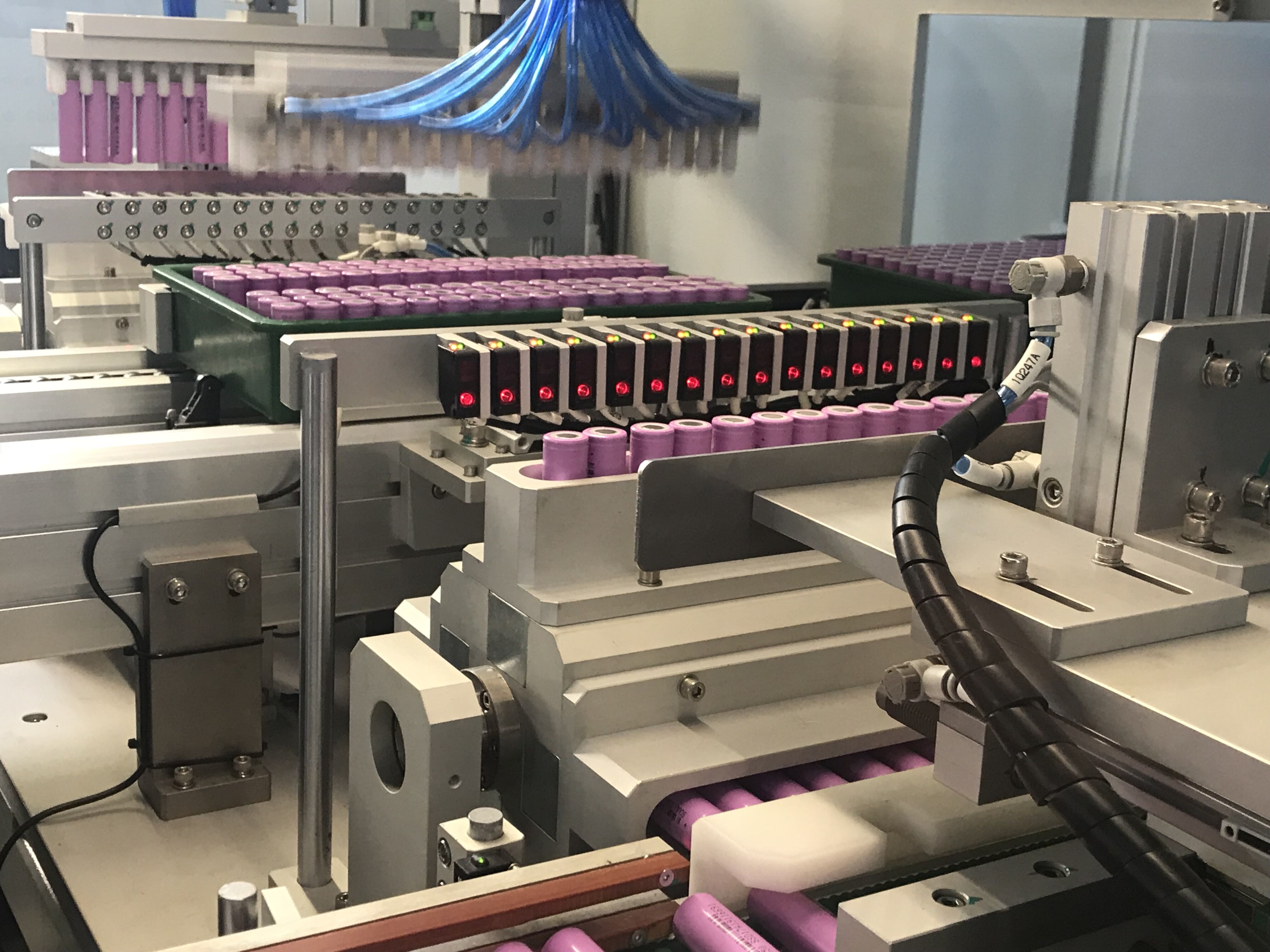 江蘇索爾新能源科技電芯PACK過程