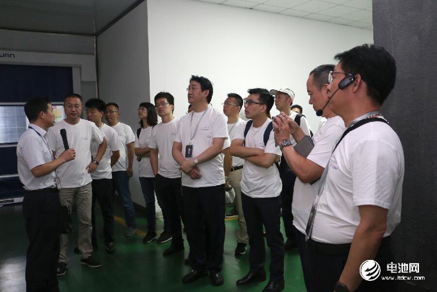 電池百人會企業家一行參觀考察青島國軒電池有限公司