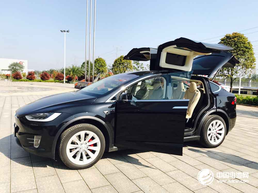 特斯拉三季度已生產6.43萬輛電動汽車 4.22萬輛是Model 3