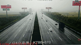 新能源汽車高速上沒電 被大貨車追尾致1人死亡