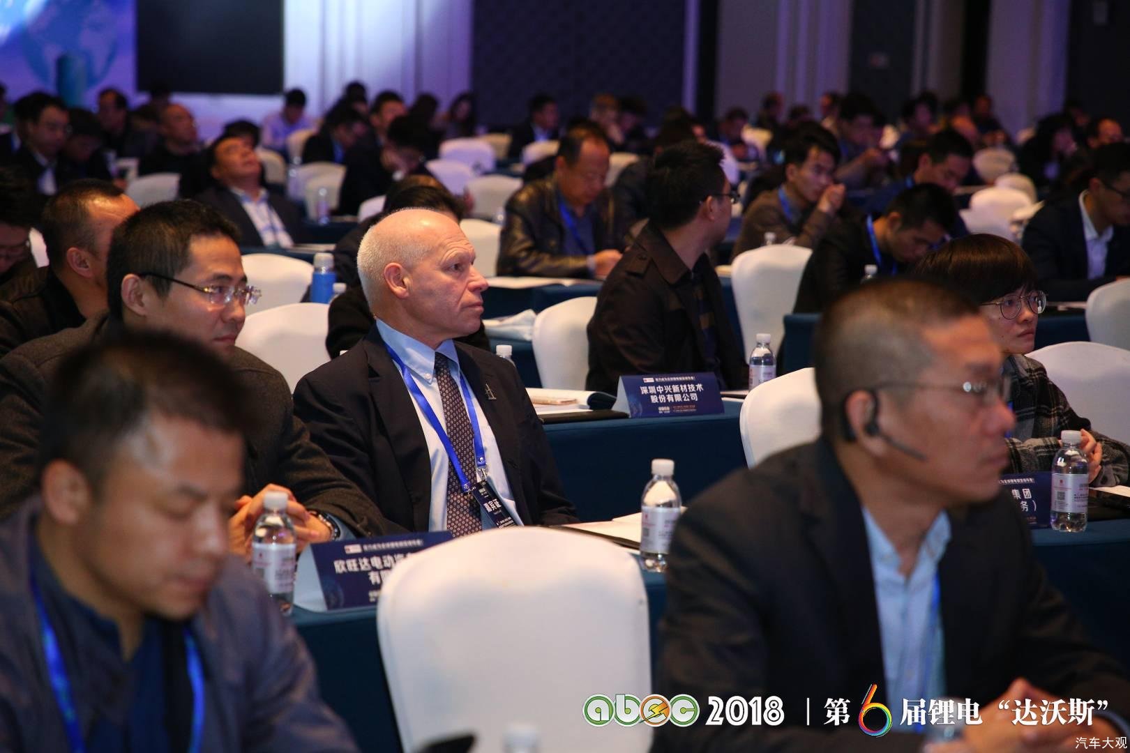 鋰電“達沃斯”：如何破解動力電池回收難題？