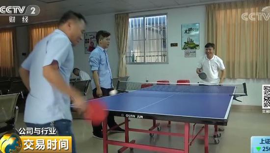 “大換血”背后衍生“大生意” 深圳公交率先實(shí)現(xiàn)純電動(dòng)車全覆蓋