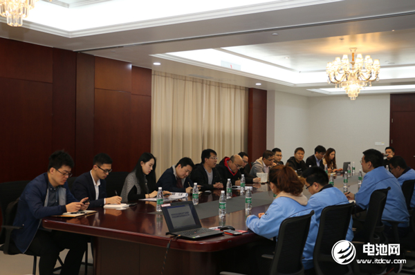 中國電池新能源產業鏈調研團一行參觀調研力神蘇州工廠