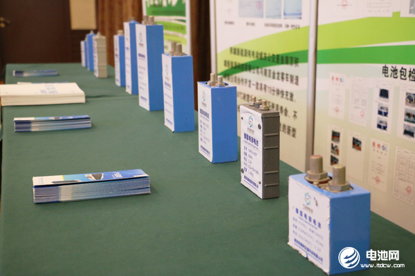 耐寬溫 可快充：積雄新能源高性能鎳氫電容電池公交客車成功運營