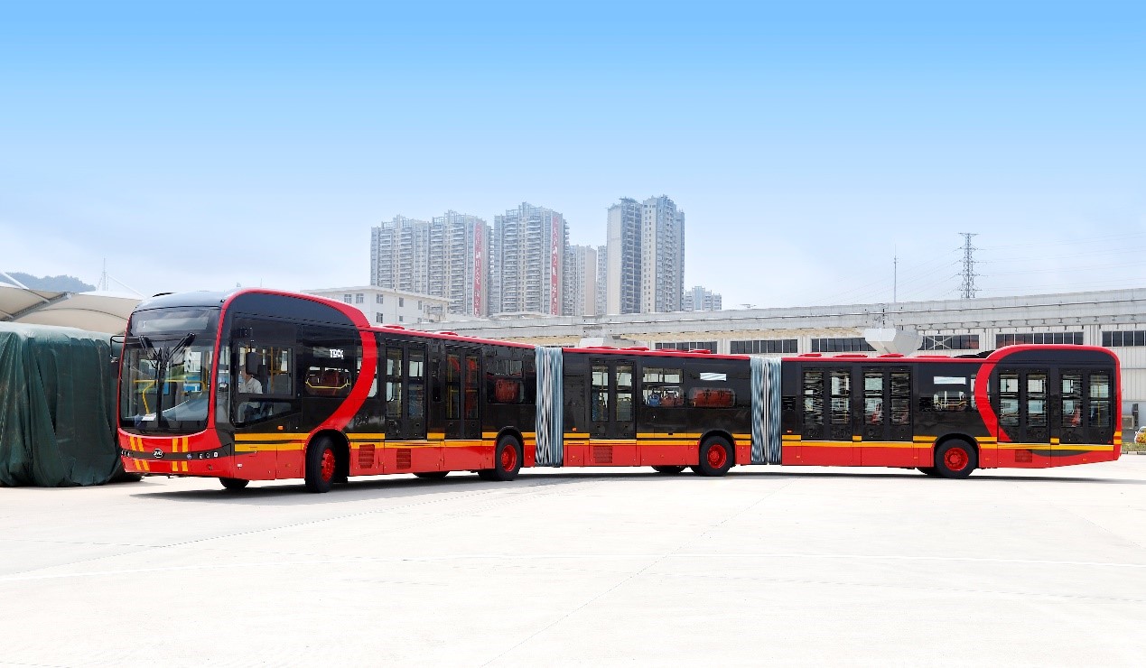 K12A長(zhǎng)度為27米，滿載人數(shù)250人，最高時(shí)速70公里