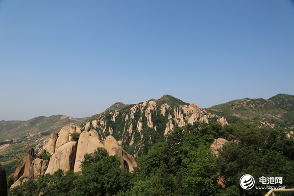 電池百人會(huì)“問道”嵖岈山與會(huì)嘉賓參觀游覽嵖岈山 探尋新能源發(fā)展“真經(jīng)”