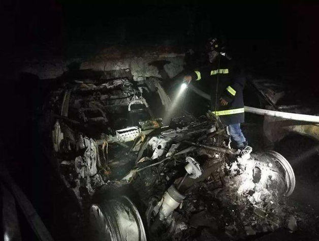 拒絕特斯拉式自燃 未來的電動車電池應該是這樣的