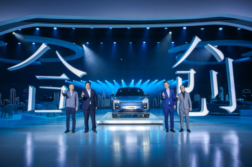 廣汽蔚來(lái)發(fā)布“合創(chuàng)”品牌 首款量產(chǎn)車(chē)將在年底亮相