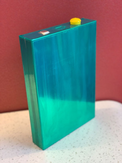 日本京瓷考察之2020年新電池開始大規(guī)模生產(chǎn) 成本下降40% 