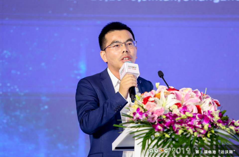 伊維經(jīng)濟(jì)研究院研究部總經(jīng)理、中關(guān)村新型電池技術(shù)創(chuàng)新聯(lián)盟理事吳輝