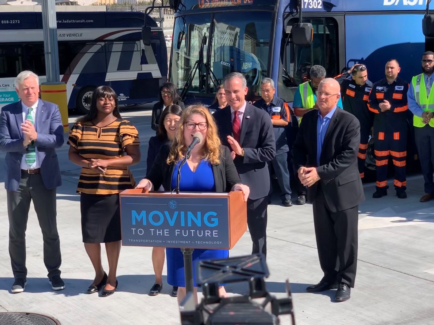 洛杉磯交通運輸局總經(jīng)理雷諾茲表示期待比亞迪大巴盡快投入運營