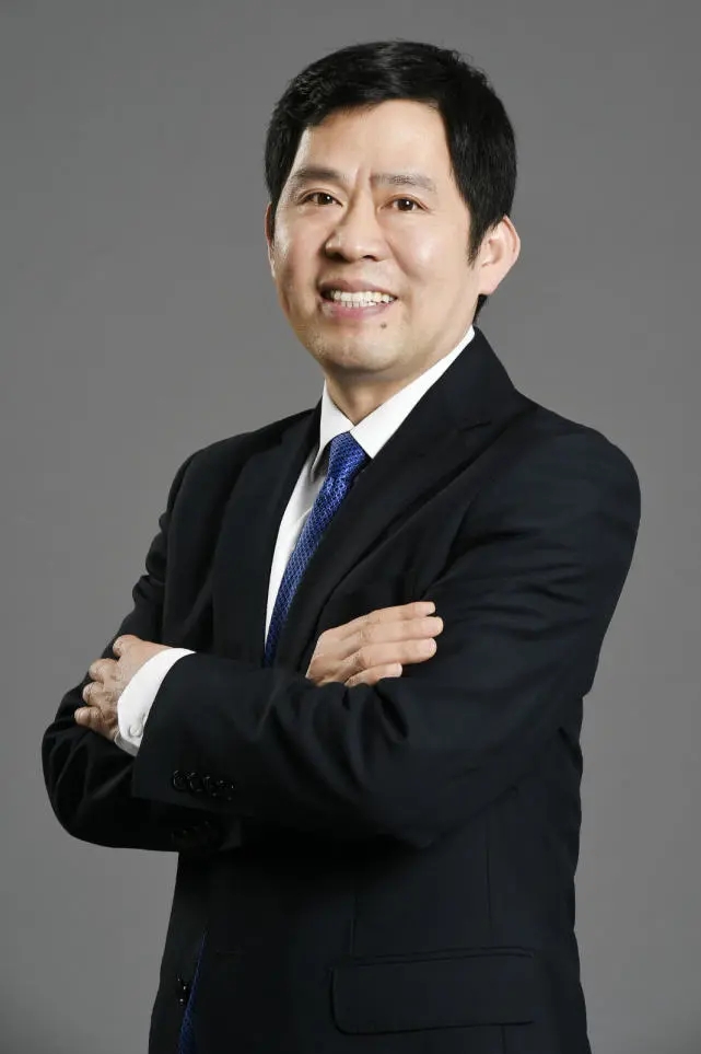 對話合眾汽車方運(yùn)舟：新能源汽車市場短期內(nèi)將呈“三國”拼殺態(tài)勢