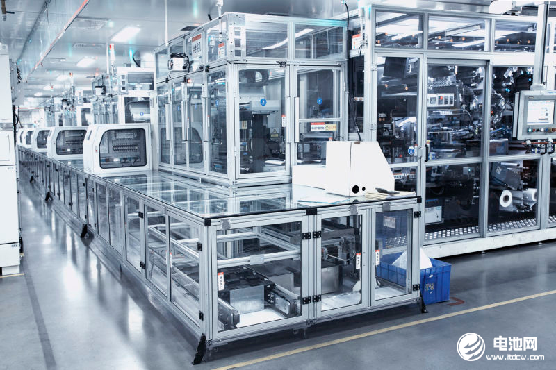 1－10月鋰離子電池產(chǎn)量146.4億只 規(guī)上電池制造企業(yè)營(yíng)收6119.8億元