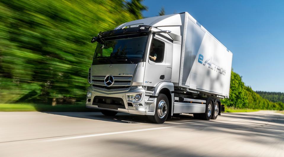 梅賽德斯-奔馳GenH2卡車