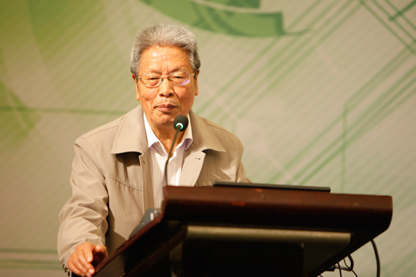 衣寶廉：五十年堅守與創新 探索燃料電池之路