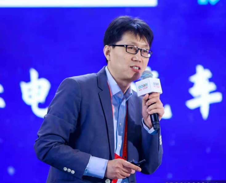 聯合新能源汽車有限公司董事長/創始人劉同鑫