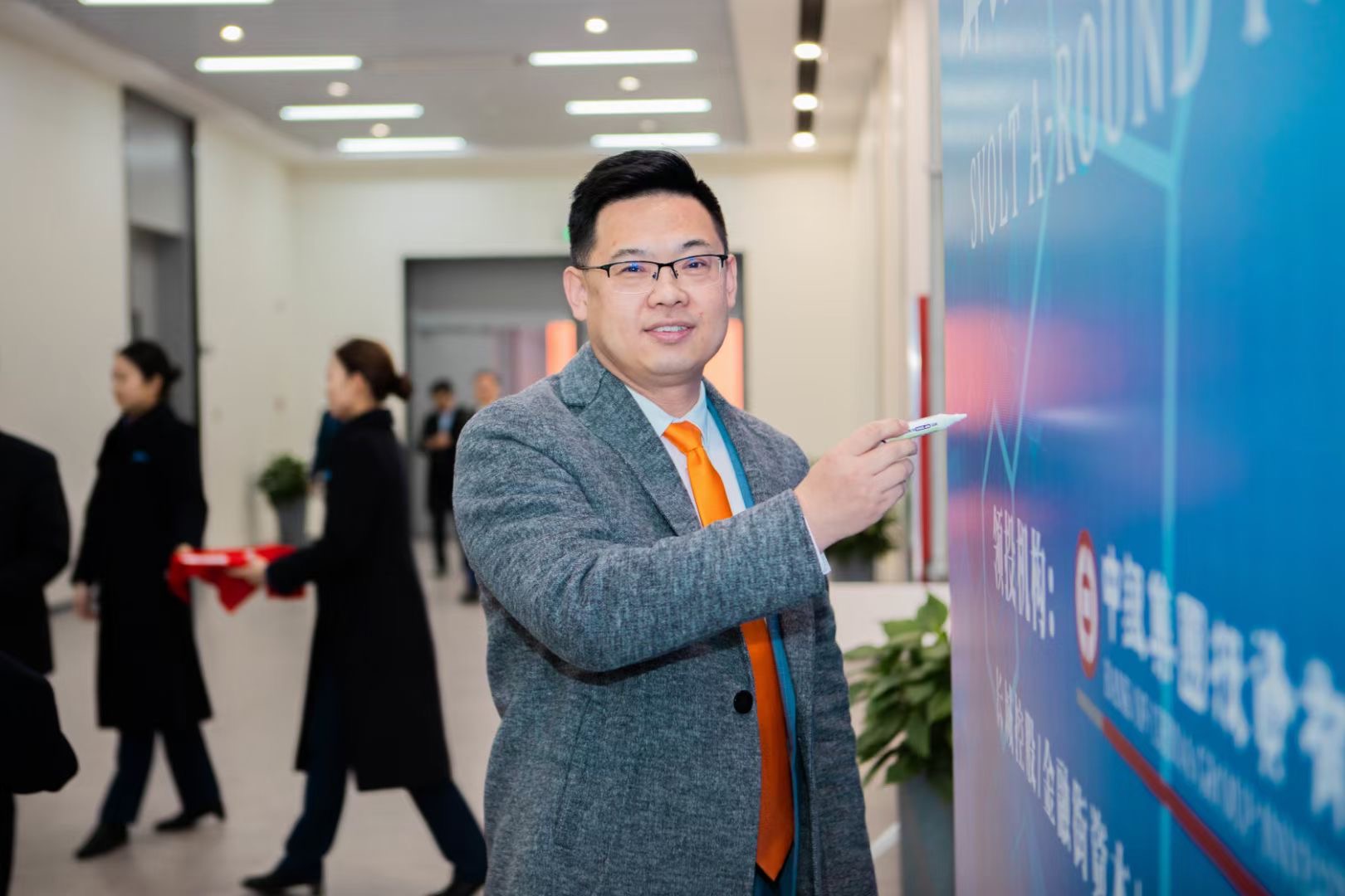 蜂巢能源完成35億元A輪融資簽約 中銀投及國投招商聯(lián)合領投