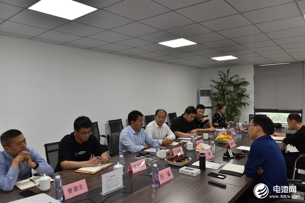 中國電池新能源產業鏈調研團一行參觀考察金燦科技