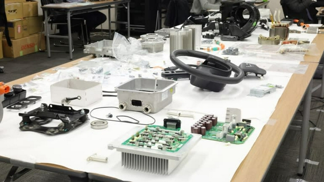 宏光MINI EV為何一炮走紅？日本教授通過拆解找到答案