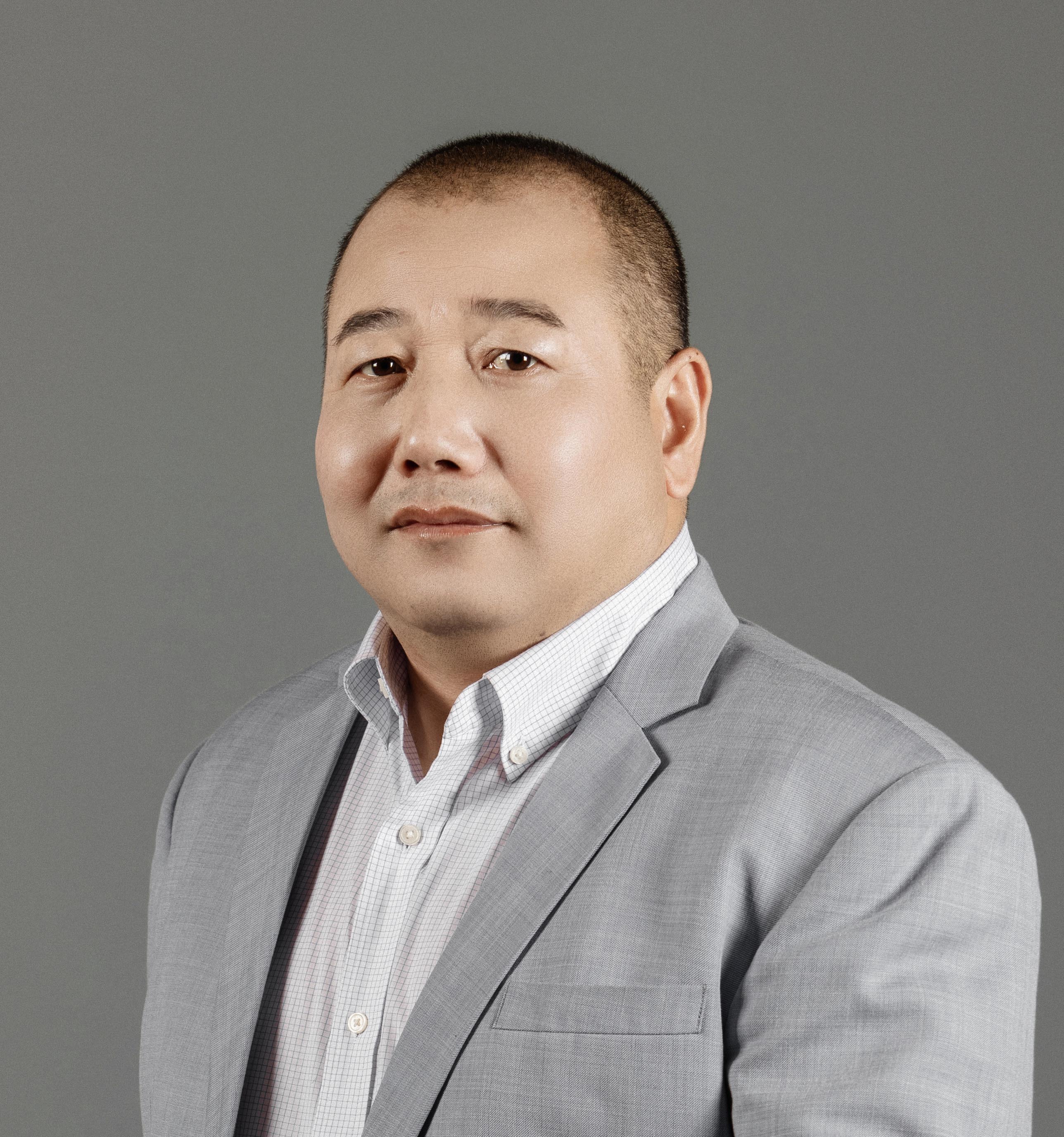 深圳市豪鵬科技股份有限公司 董事長/首席執行官 潘黨育