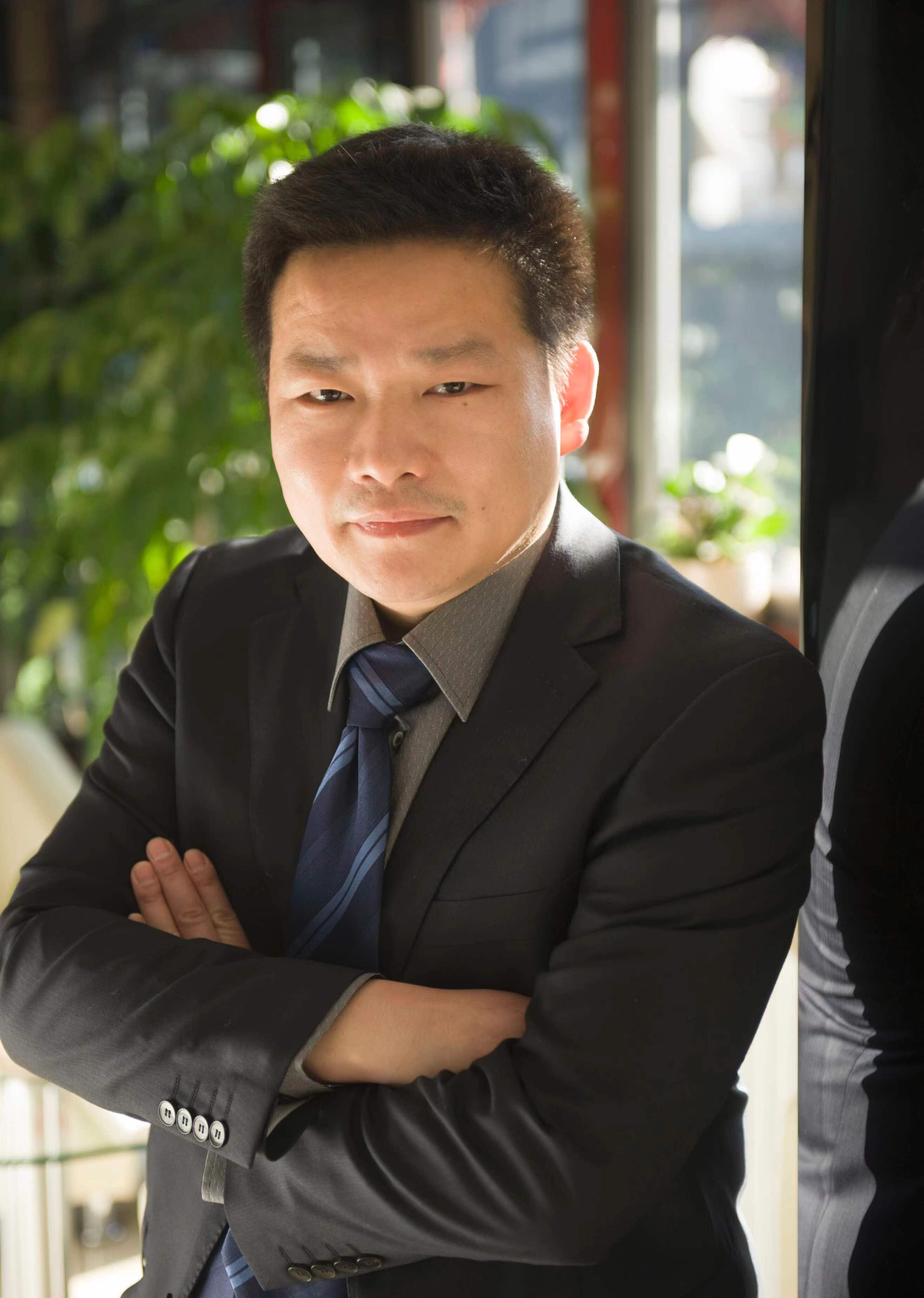 宏氟鋰業(yè)科技集團(tuán)有限公司 副總裁 譚本平