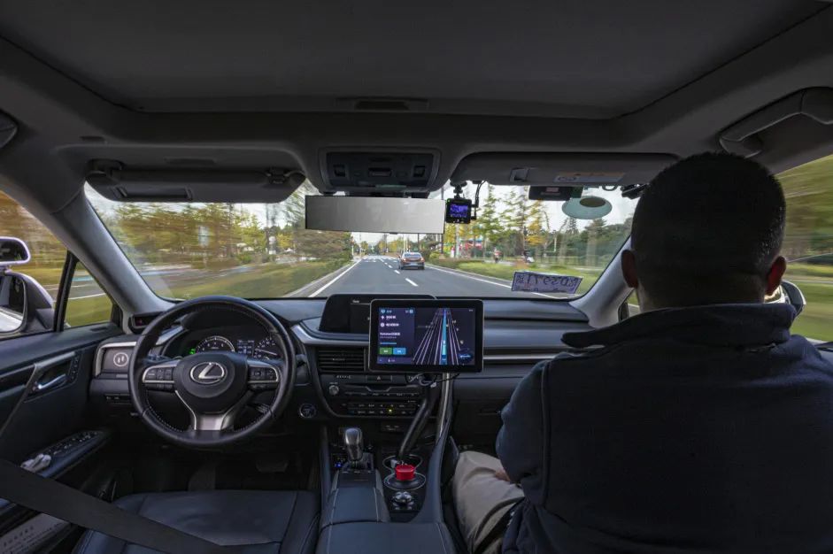 主駕可無人！全國首個乘用車無人化運營試點在北京開放