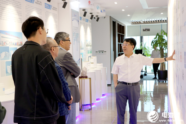 德固特董事長魏振文一行到訪海融網山東總部 共話轉型變革機遇