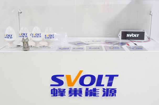 走進蜂巢創新中心 直擊短刀針刺