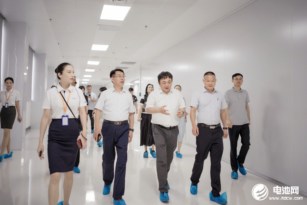 風(fēng)口與風(fēng)險(xiǎn)并存,電池新能源行業(yè)企業(yè)下一步如何走? 風(fēng)口與風(fēng)險(xiǎn)并存,電池新能源行業(yè)企業(yè)下一步如何走?