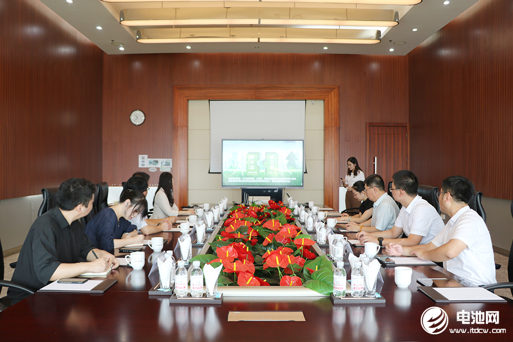 于清教一行到訪特銳德集團(tuán)