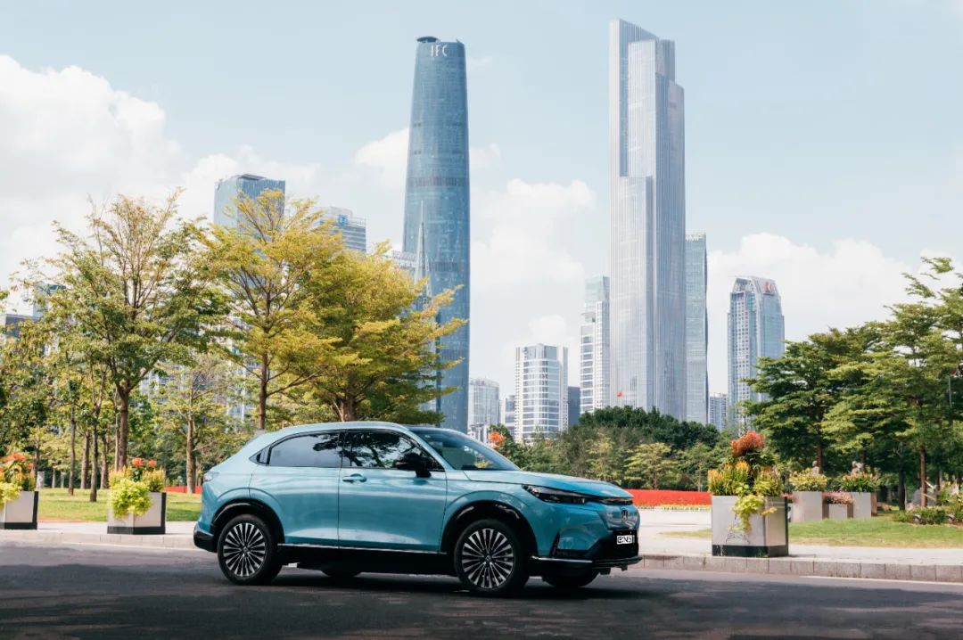 東風(fēng)新能源汽車11月銷售4.57萬輛 1-11月累計(jì)銷售41.62萬輛