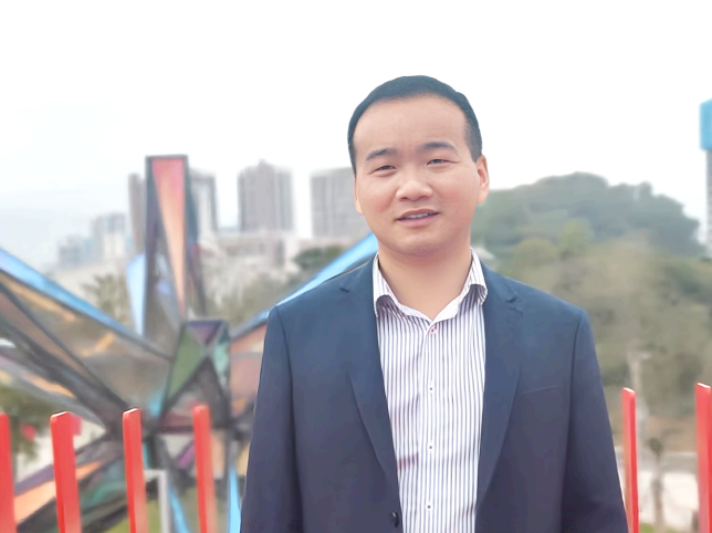 深圳華騰時代實(shí)業(yè)有限公司 總經(jīng)理 潘林