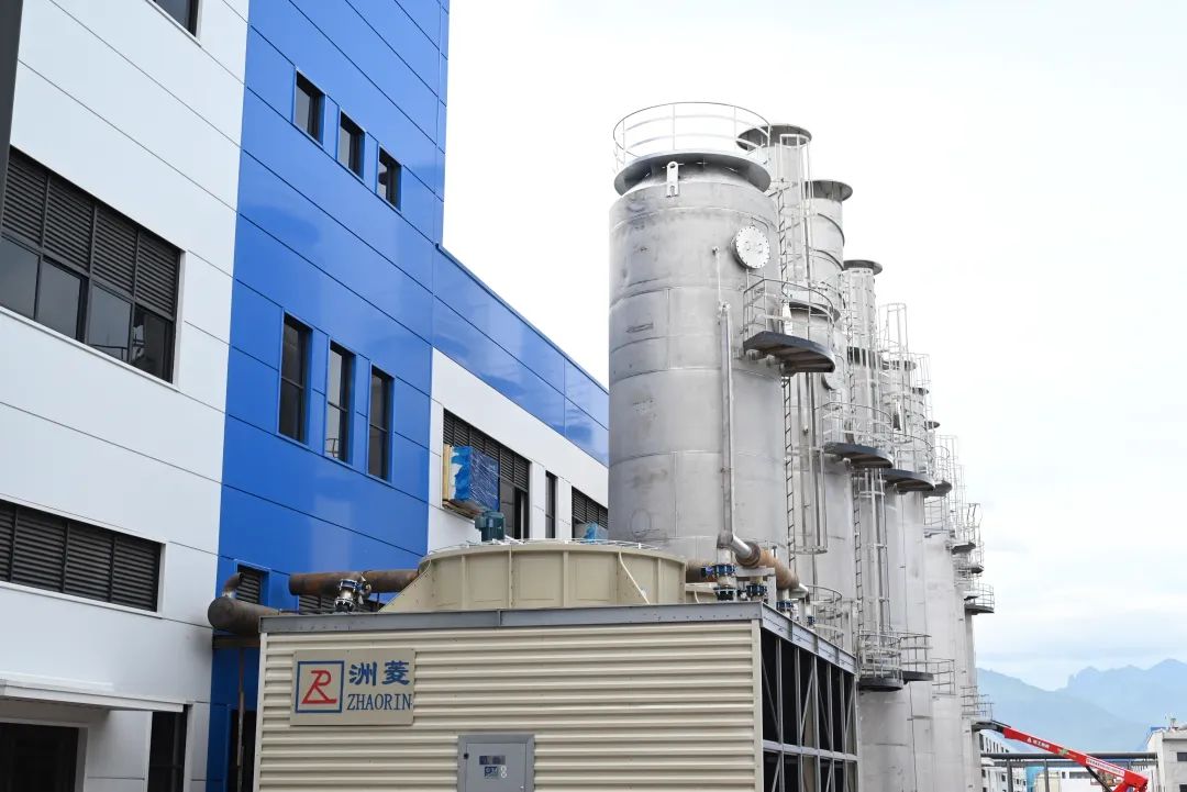 鵬輝能源衢州工業(yè)園一角