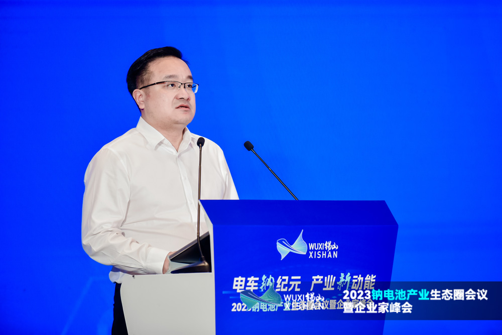 江蘇省貿(mào)促會(huì)副會(huì)長、無錫市貿(mào)促會(huì)會(huì)長錢前