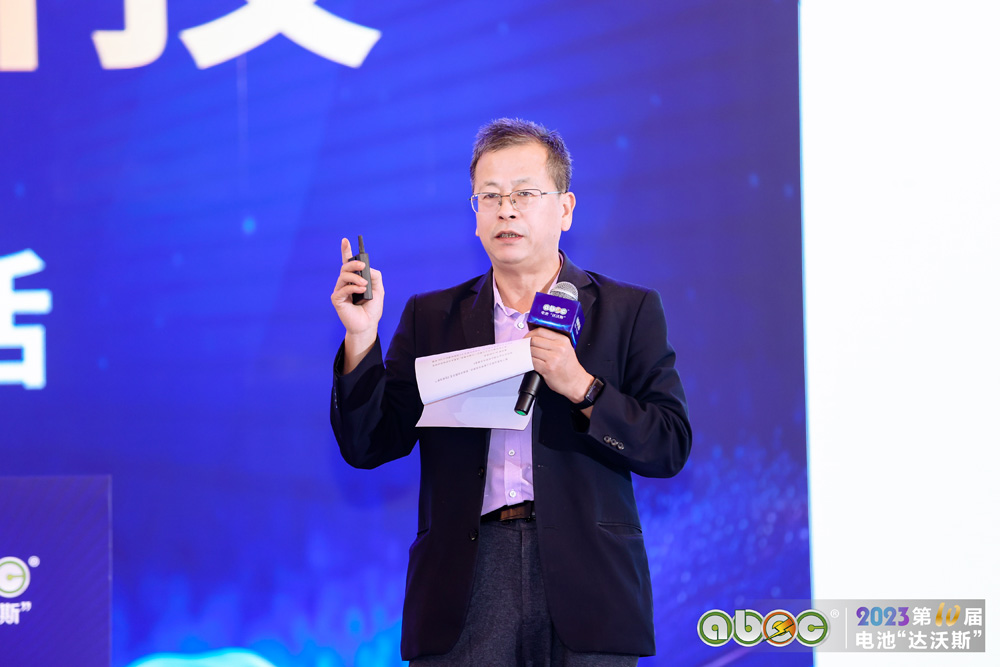 乘用車市場(chǎng)信息聯(lián)席會(huì)秘書(shū)長(zhǎng)崔東樹(shù)