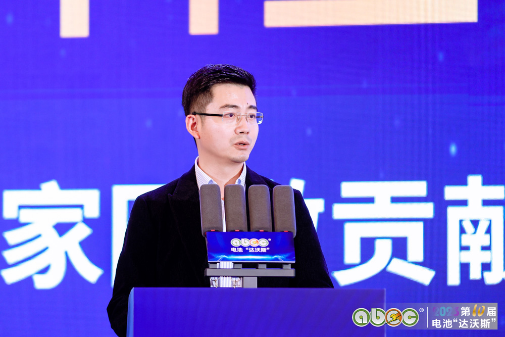 廣東捷盟智能裝備有限公司市場(chǎng)總經(jīng)理駱鵬飛